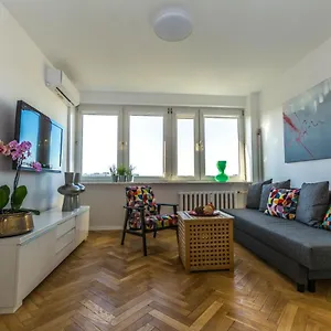 Studio Metro Martmont , Warszawa Polska